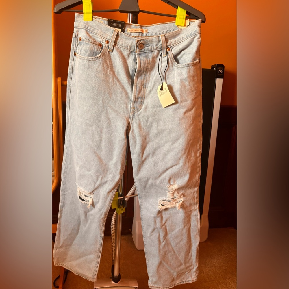 Levi’s Ribcage Straight Ankle -unworn with tags size 29 x 27